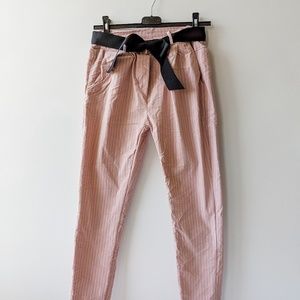 Crinkle Crop Pants with Ribbon Knot